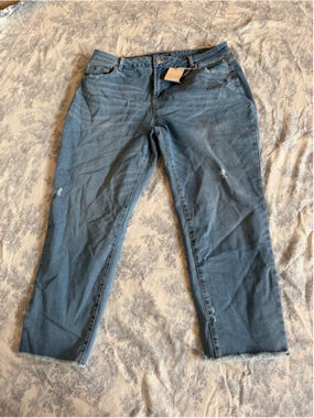 Flamingals Mid Rise Straight Leg Cropped Jeans 3XL